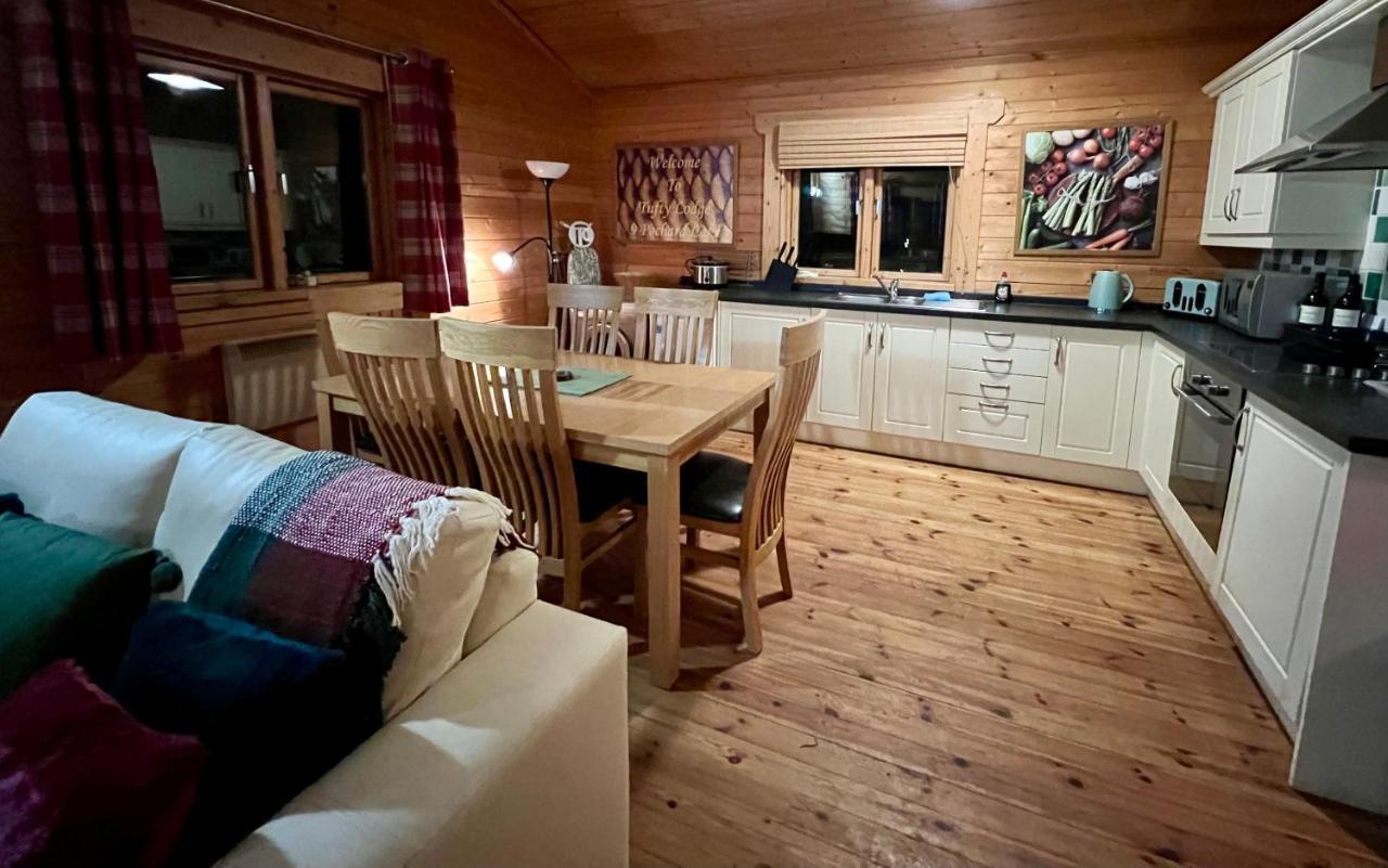 Tufty Lodge, Lake Pochard Lodge 9 South Cerney Εξωτερικό φωτογραφία