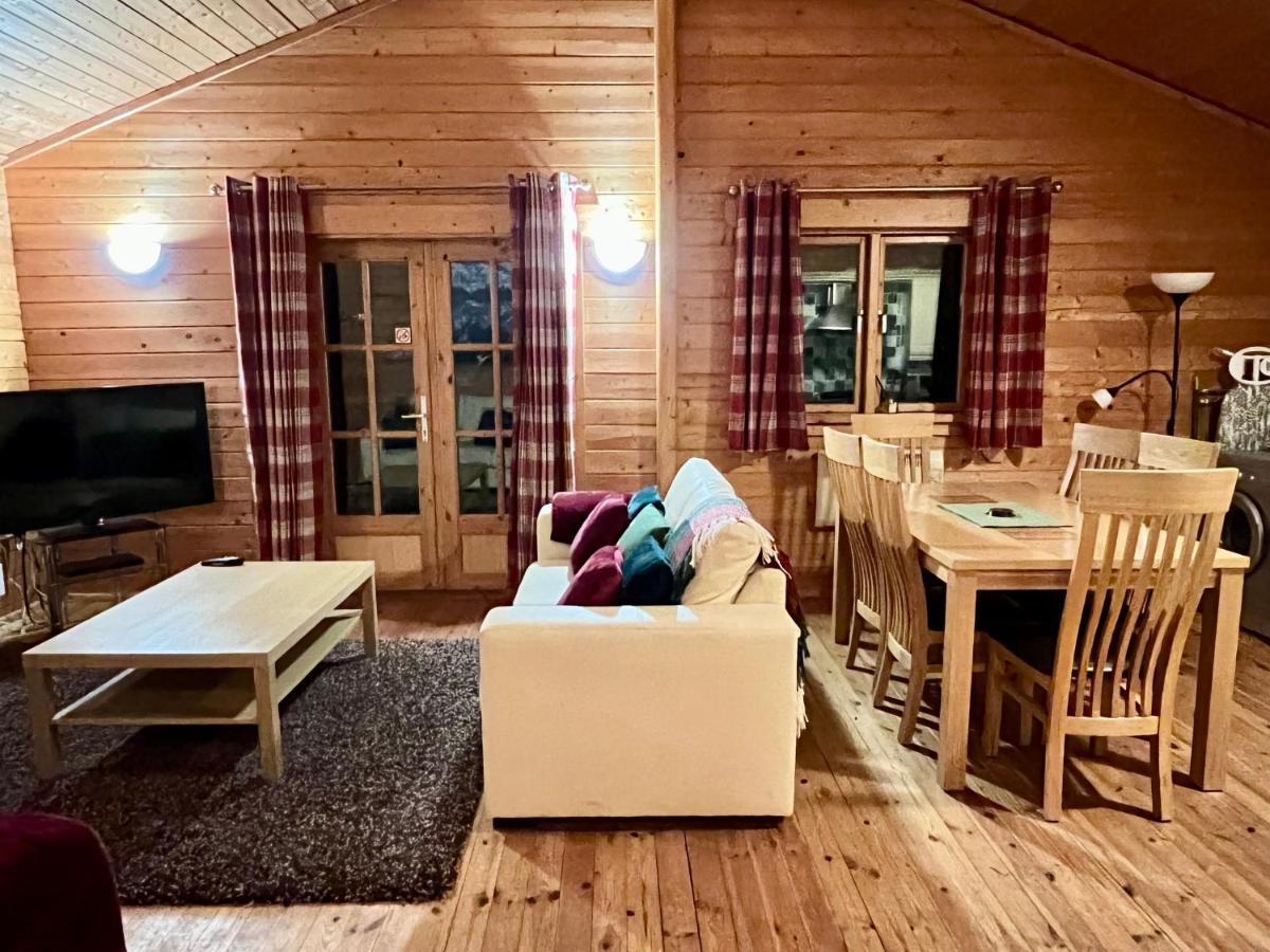 Tufty Lodge, Lake Pochard Lodge 9 South Cerney Εξωτερικό φωτογραφία