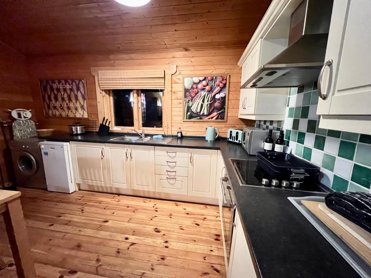 Tufty Lodge, Lake Pochard Lodge 9 South Cerney Εξωτερικό φωτογραφία